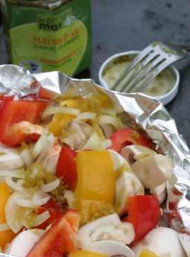 Recette - papillotes de légumes aux fleurs d'ail - Le Petit Mas